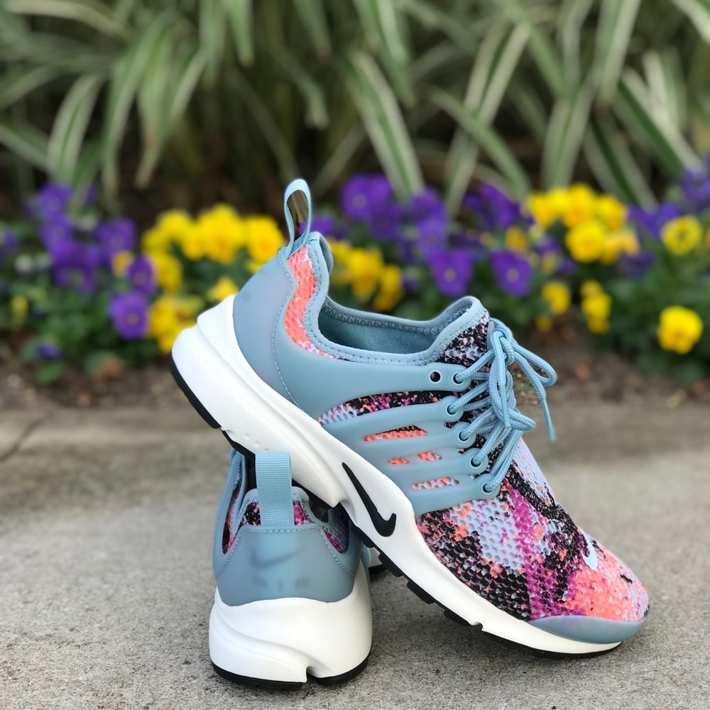 NWT Nike Air Presto SE Mica Blue WMNS - Picture 2 of 8